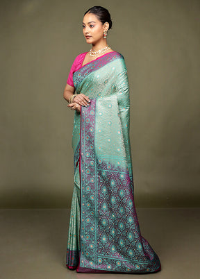 Green Tanchoi Silk Saree With Blouse Piece