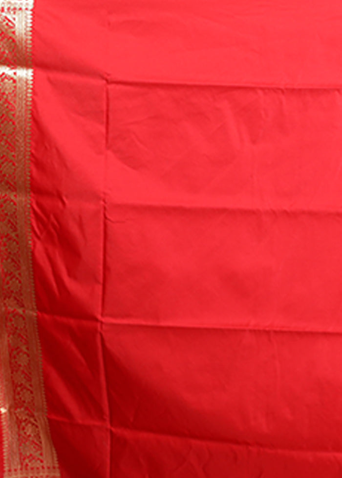 Red Banarasi Silk Saree With Blouse Piece