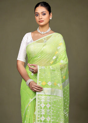 Green Tant Jamdani Saree Without Blouse Piece