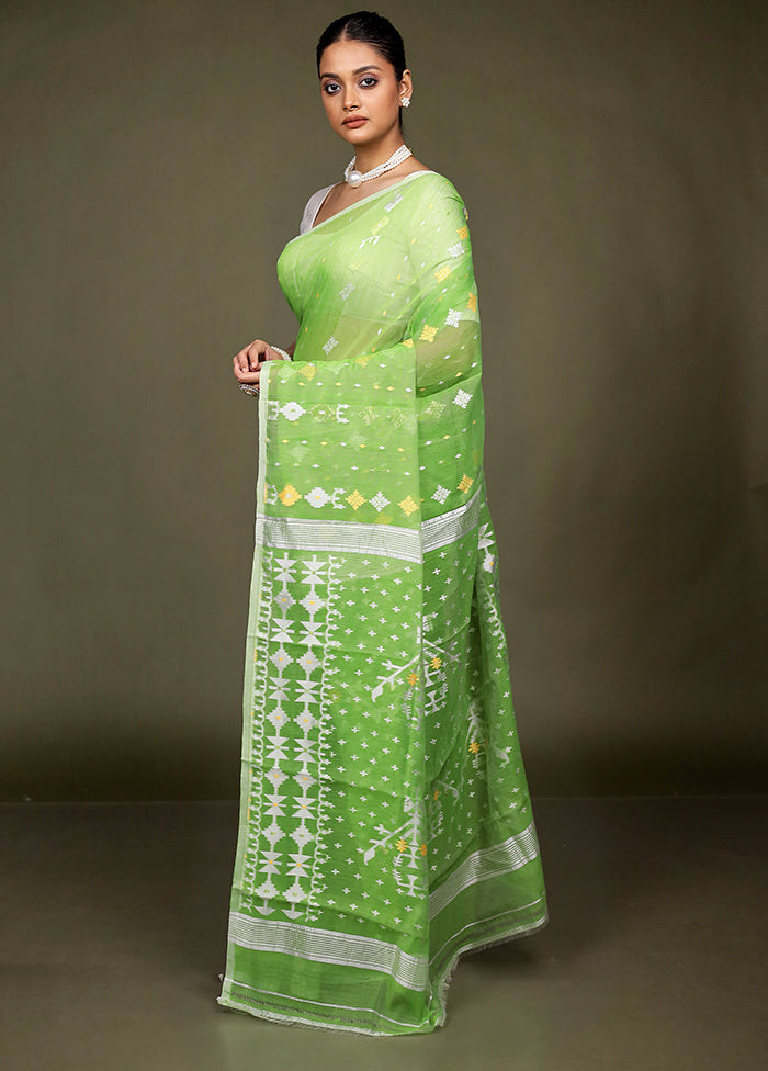 Green Tant Jamdani Saree Without Blouse Piece