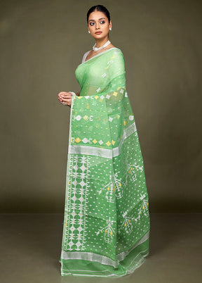 Green Tant Jamdani Saree Without Blouse Piece
