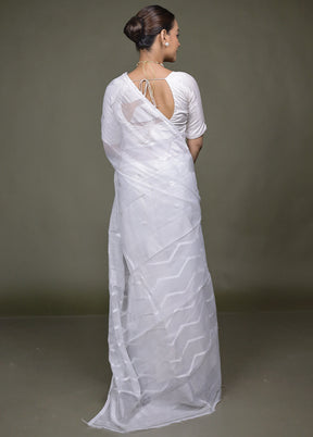 White Jamdani Cotton Saree Without Blouse Piece