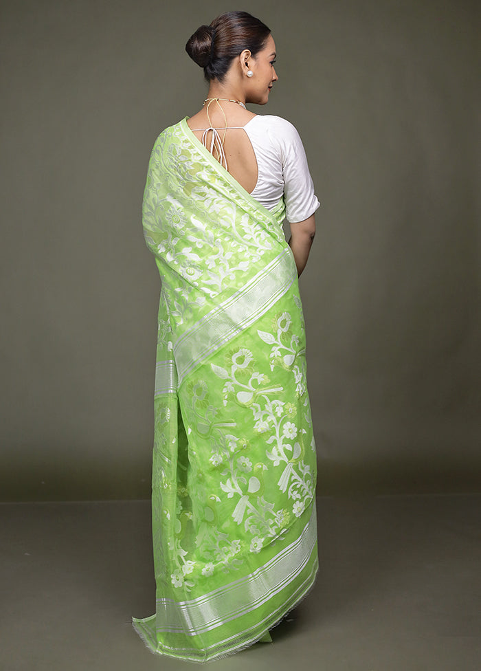 Green Tant Jamdani Saree Without Blouse Piece