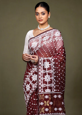 Maroon Jamdani Cotton Saree Without Blouse Piece