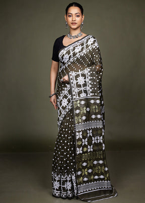 Cream Tant Jamdani Saree Without Blouse Piece