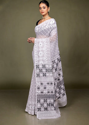 Cream Tant Jamdani Saree Without Blouse Piece