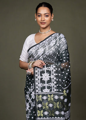 Green Tant Jamdani Saree Without Blouse Piece