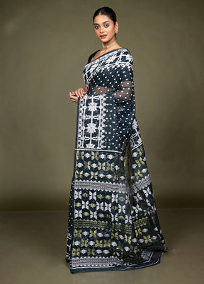 Green Tant Jamdani Saree Without Blouse Piece