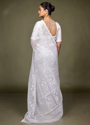 White Tant Jamdani Saree Without Blouse Piece