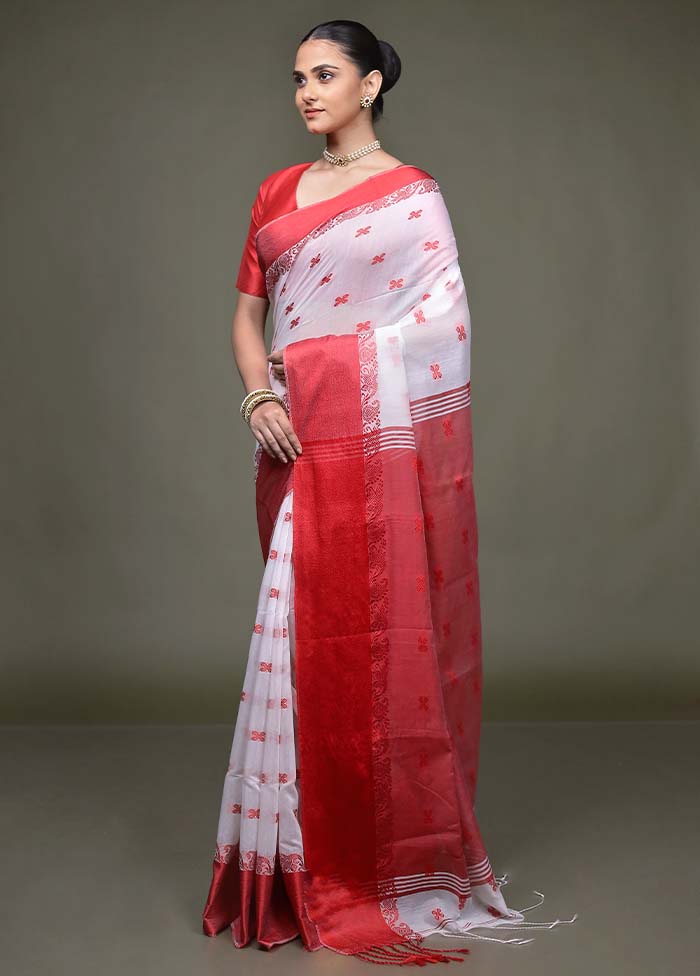 White Matka Silk Saree With Blouse Piece