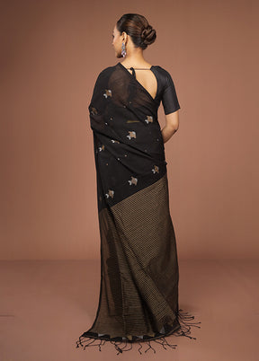 Black Matka Silk Saree With Blouse Piece