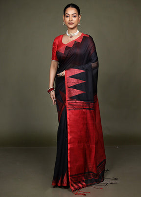 Black Matka Silk Saree With Blouse Piece