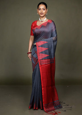 Grey Matka Silk Saree With Blouse Piece