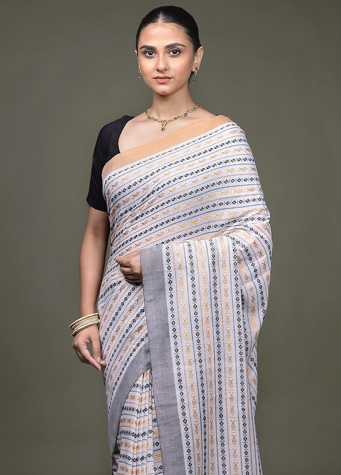 White Matka Silk Saree With Blouse Piece