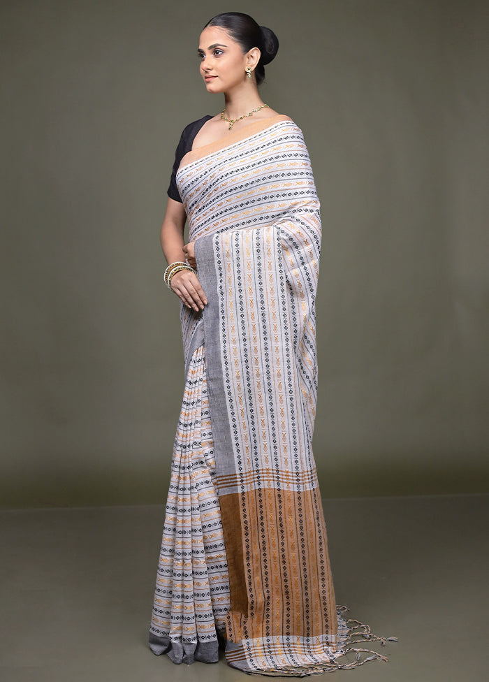 White Matka Silk Saree With Blouse Piece