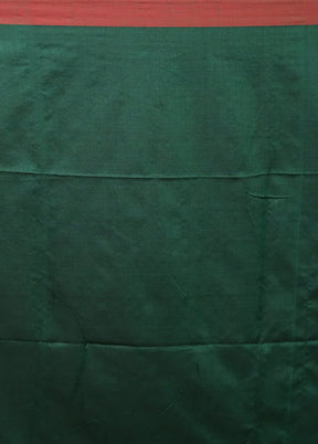 Green Matka Silk Saree With Blouse Piece