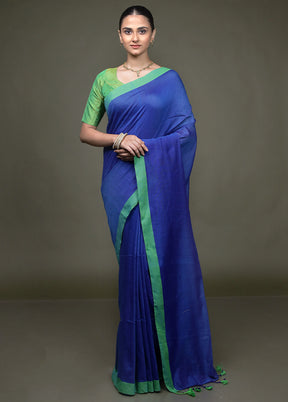 Blue Matka Silk Saree With Blouse Piece