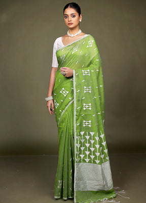 Green Matka Silk Saree With Blouse Piece