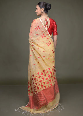 Cream Matka Silk Saree With Blouse Piece