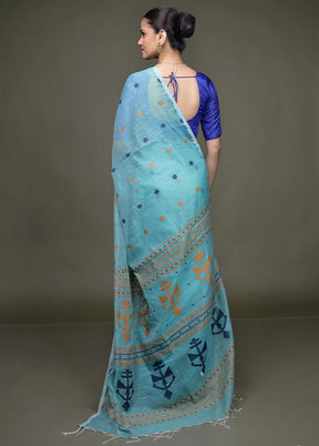 Blue Matka Silk Saree With Blouse Piece