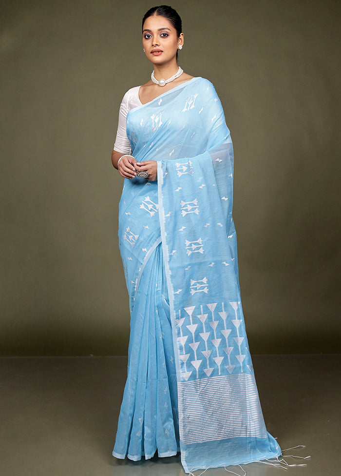 Blue Matka Silk Saree With Blouse Piece