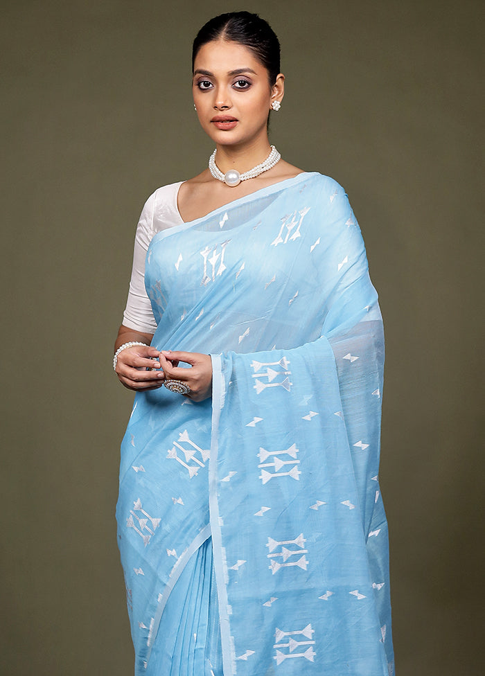 Blue Matka Silk Saree With Blouse Piece