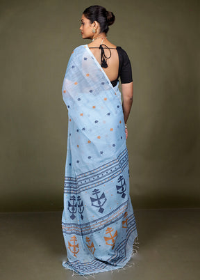 Blue Matka Silk Saree With Blouse Piece