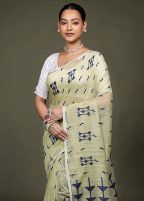 Cream Matka Silk Saree With Blouse Piece