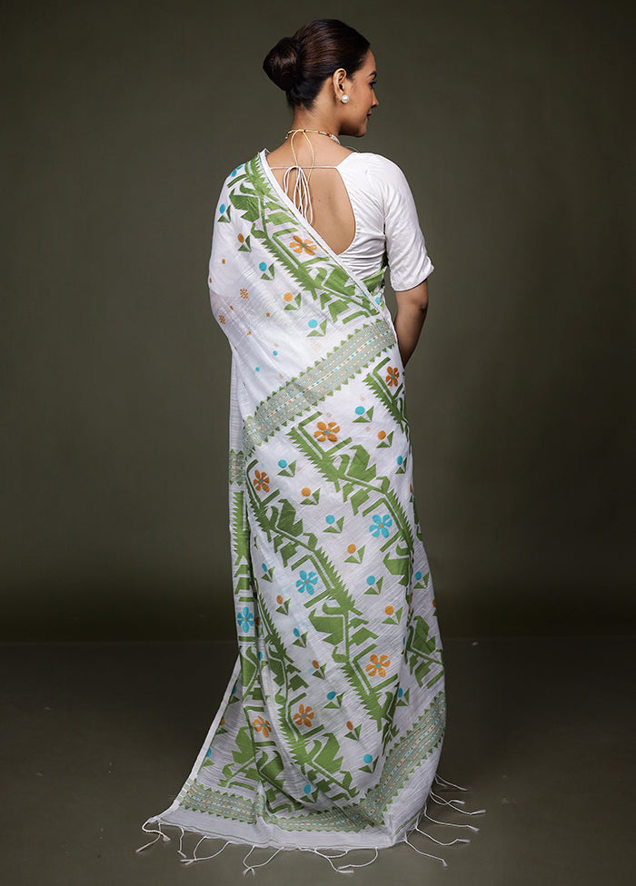 White Matka Silk Saree With Blouse Piece