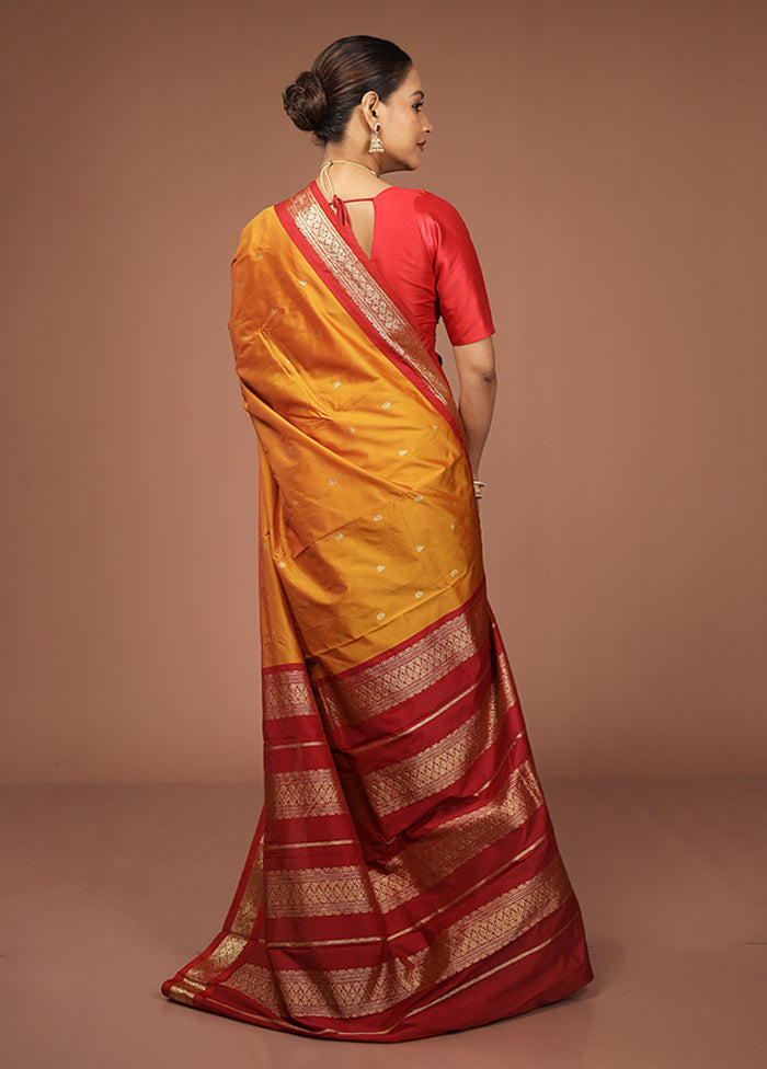 Yellow Kanjivaram Silk Saree With Blouse Piece
