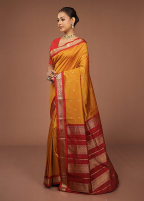Yellow Kanjivaram Silk Saree With Blouse Piece