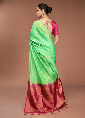 Green Dupion Silk Saree With Blouse Piece