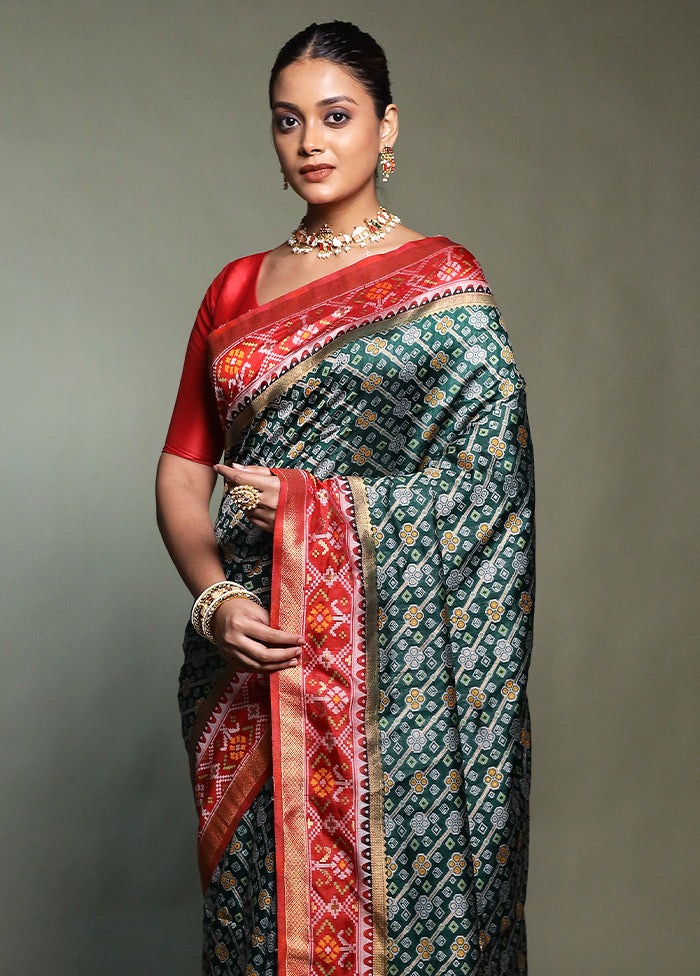 Green Dupion Silk Saree With Blouse Piece