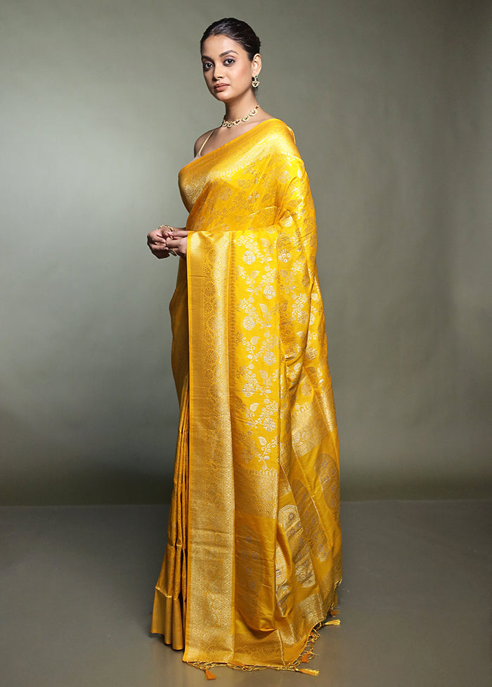 Yellow Dupion Silk Saree With Blouse Piece