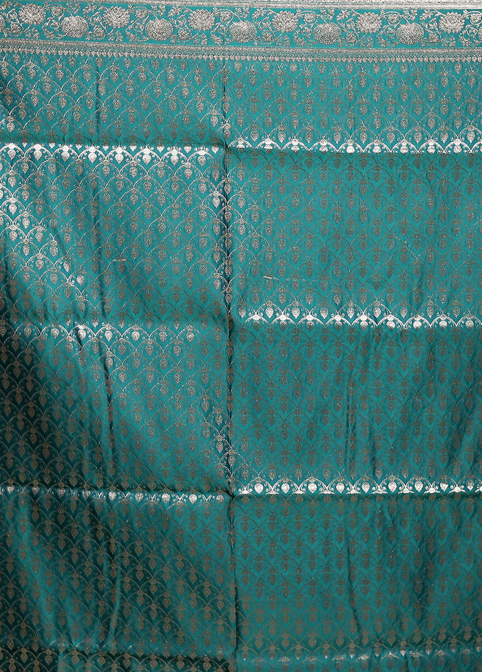 Green Banarasi Silk Saree With Blouse Piece