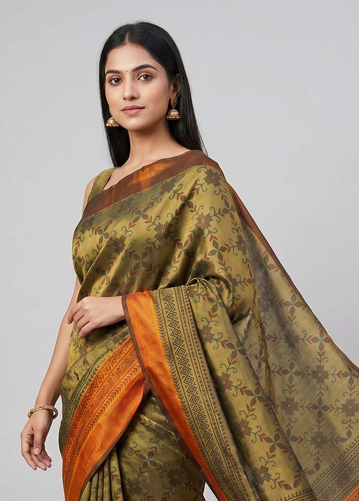 Green Dupion Silk Saree With Blouse Piece