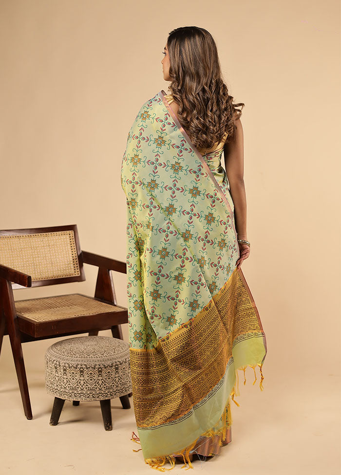 Green Dupion Silk Saree With Blouse Piece