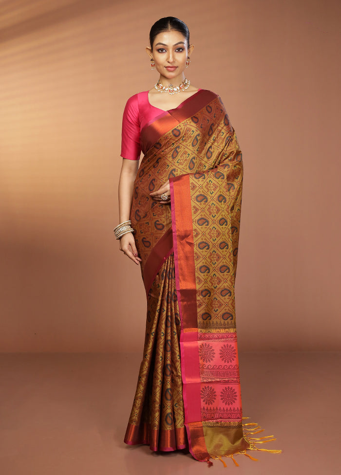 Green Dupion Silk Saree With Blouse Piece