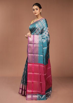 Green Dupion Silk Saree With Blouse Piece