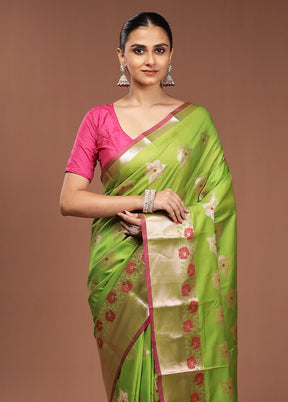 Green Dupion Silk Saree With Blouse Piece