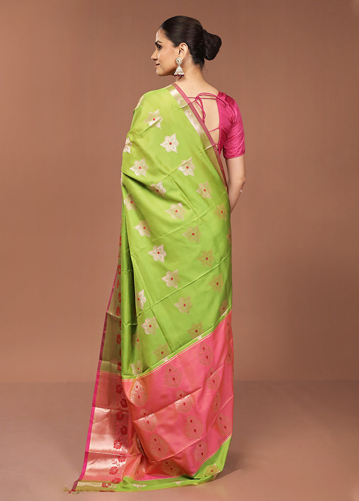 Green Dupion Silk Saree With Blouse Piece