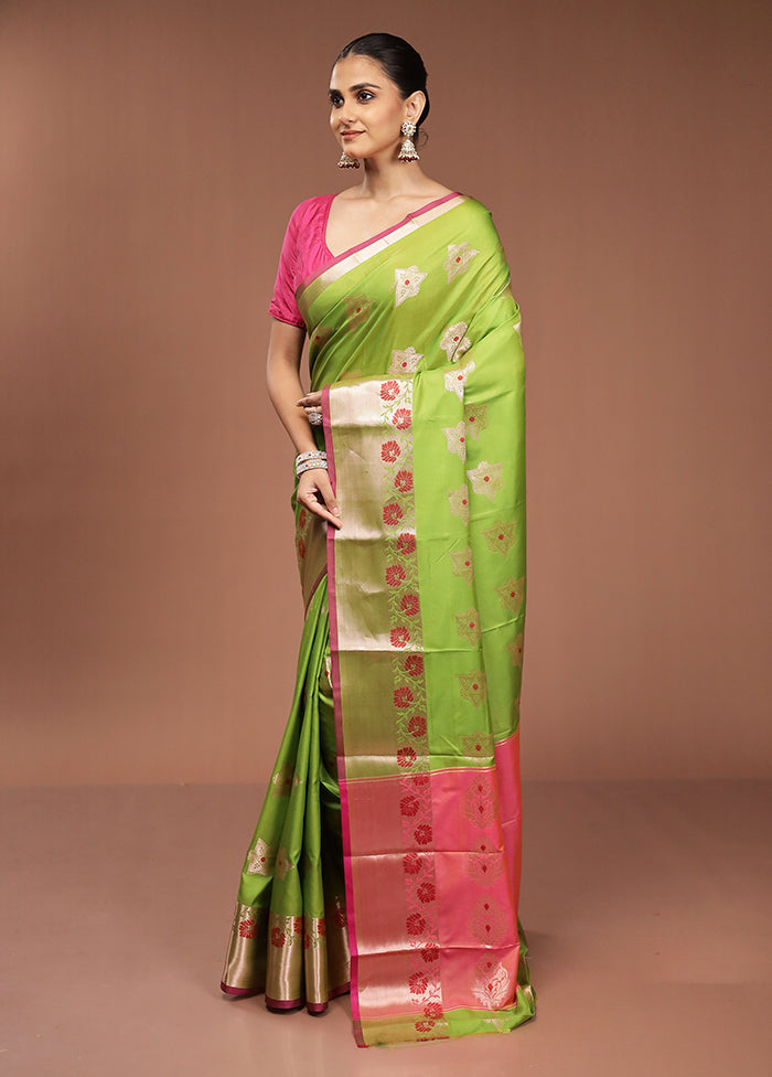 Green Dupion Silk Saree With Blouse Piece