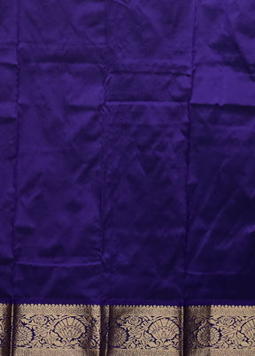 Green Kanjivaram Silk Saree With Blouse Piece