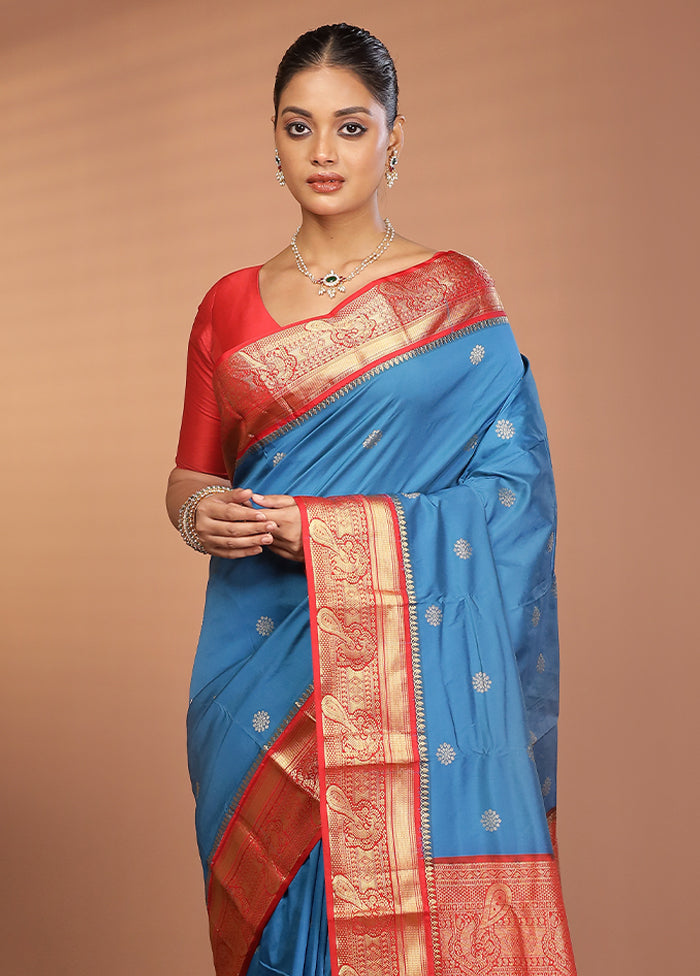 Blue Kanjivaram Silk Saree With Blouse Piece