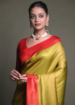 Green Dupion Silk Saree With Blouse Piece