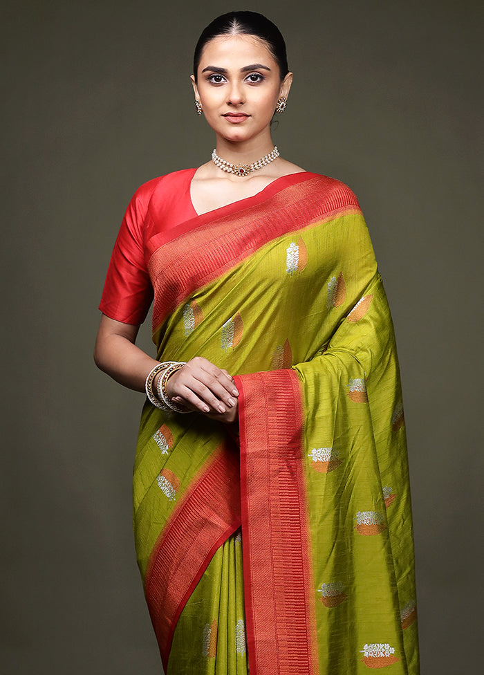 Green Dupion Silk Saree With Blouse Piece