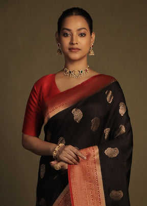Black Dupion Silk Saree With Blouse Piece