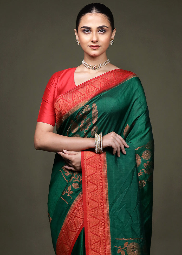 Green Dupion Silk Saree With Blouse Piece