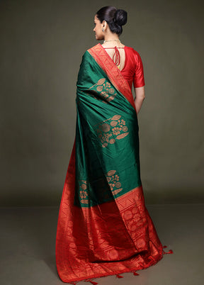 Green Dupion Silk Saree With Blouse Piece