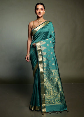 Green Kanjivaram Silk Saree With Blouse Piece